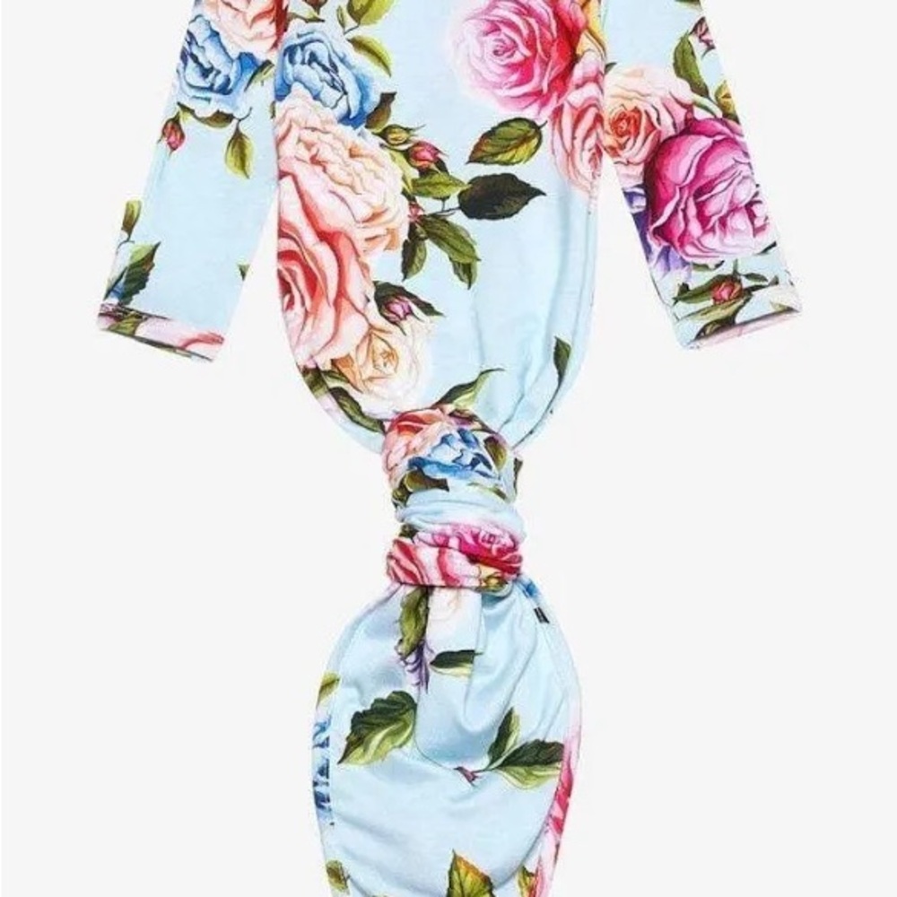 Posh Peanut Country rose basic knotted gown 0-3month